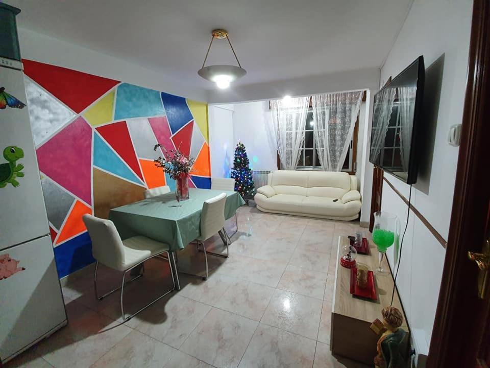 ויגו Apt Para Amigos Y Familias מראה חיצוני תמונה