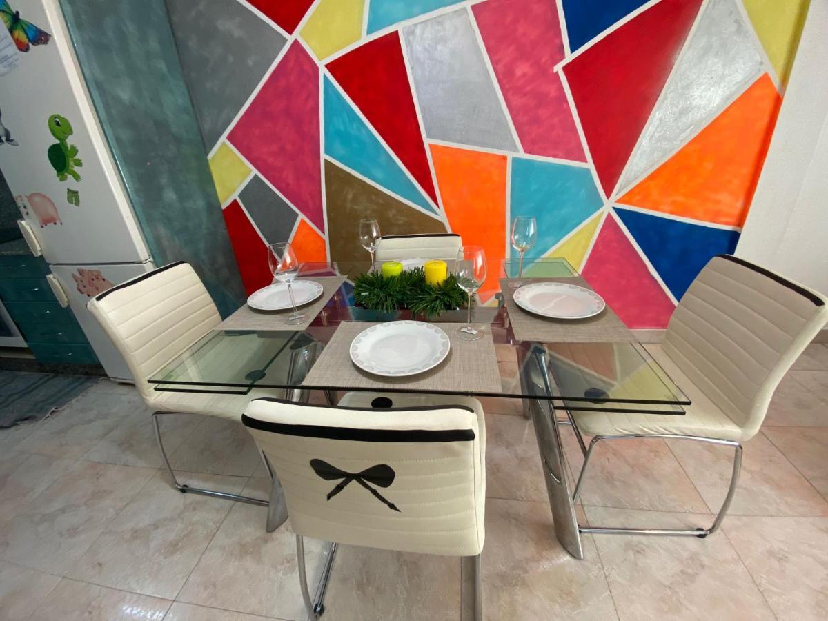 ויגו Apt Para Amigos Y Familias מראה חיצוני תמונה